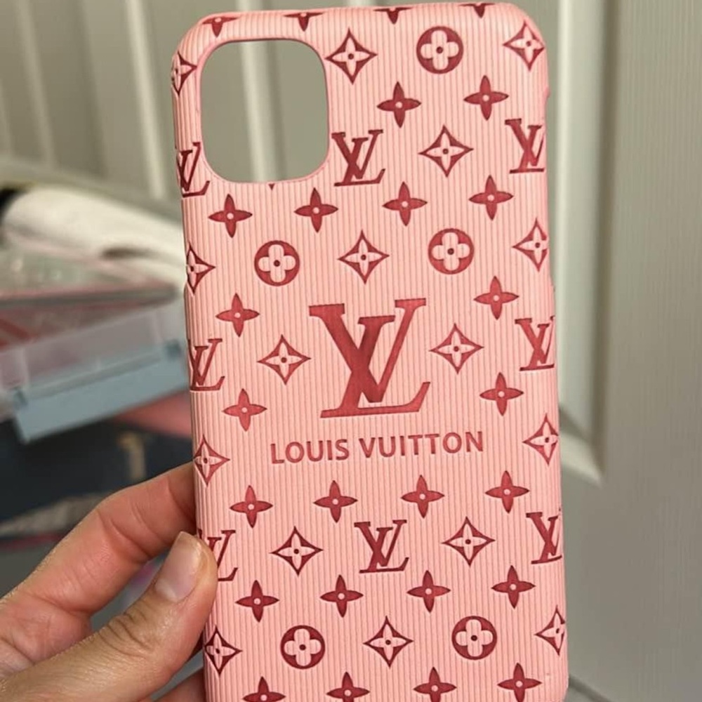 Louis Vuitton Pink Monogram Case